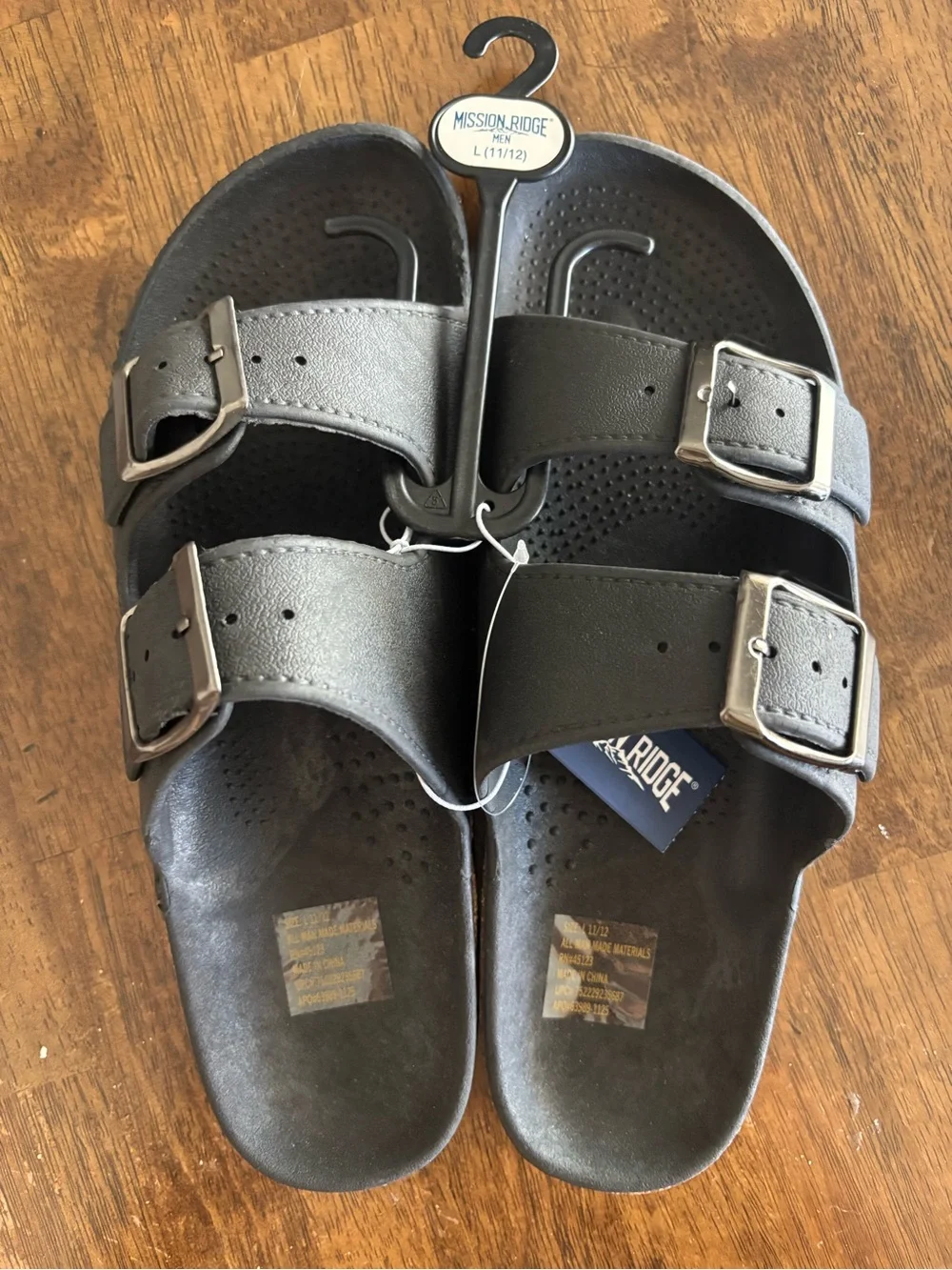Mission Ridge Men’s Black Double-Buckle Slide Sandals Size 11.5